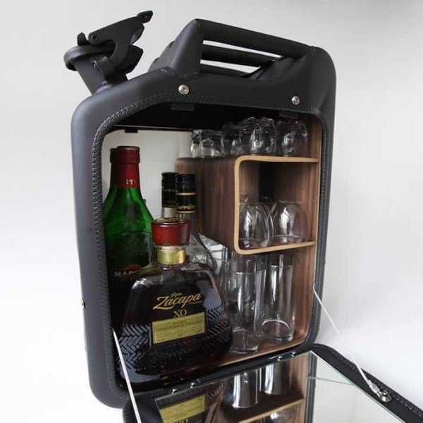 Jerrycan minibar