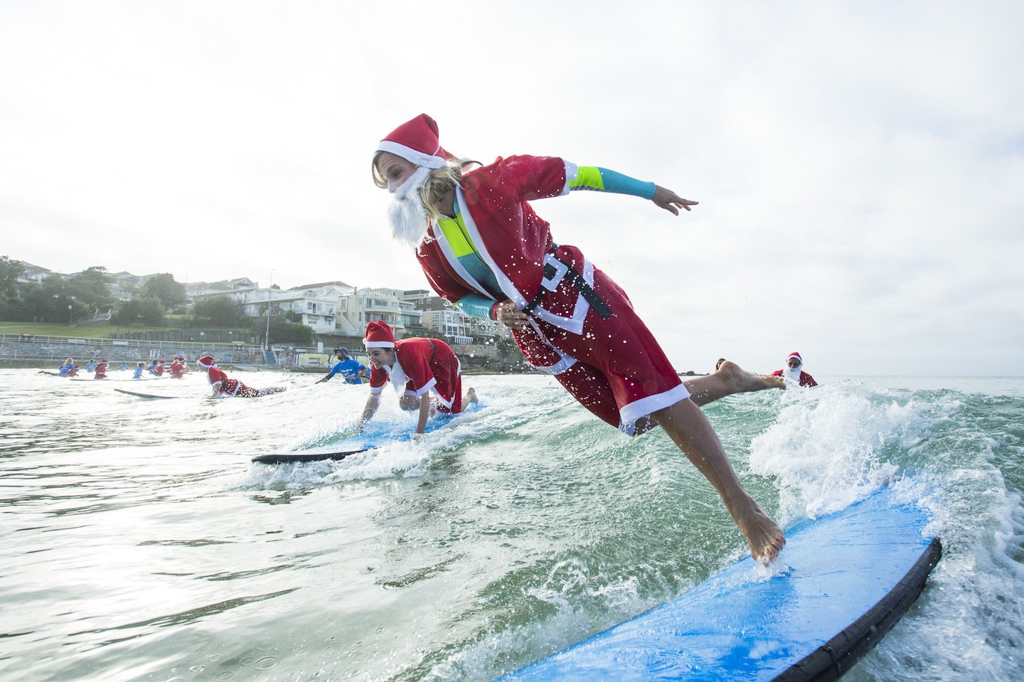 pere noel surf 