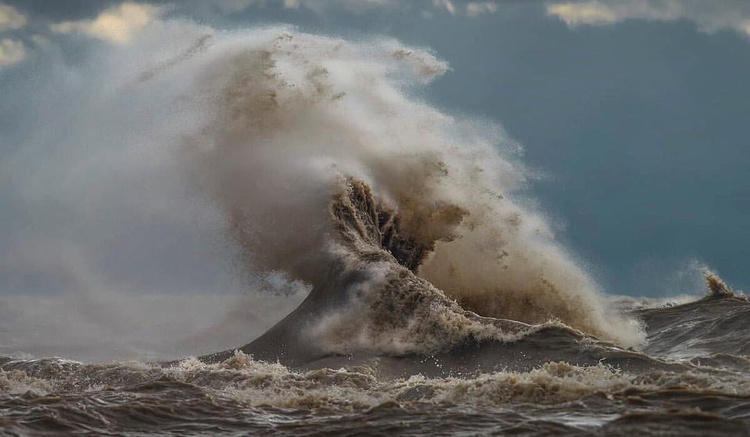 vague lac erie