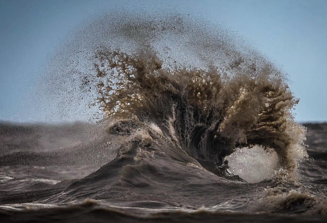 vague lac erie