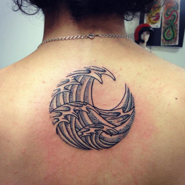 tatouage wave