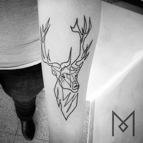 tatouages minimalistes