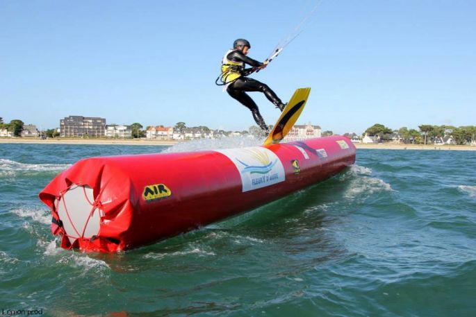 kite boarder cross