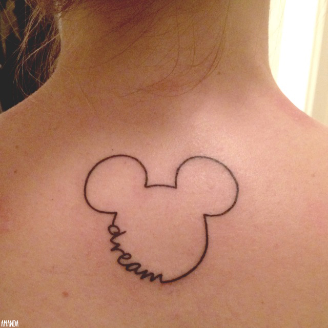 tatouages minimalistes