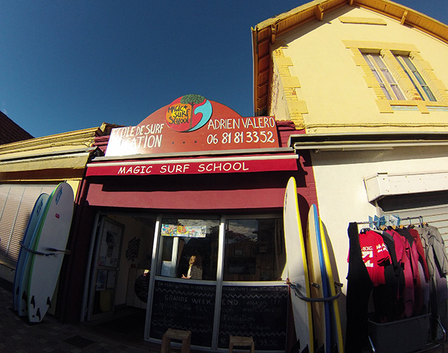 Magic Surf School