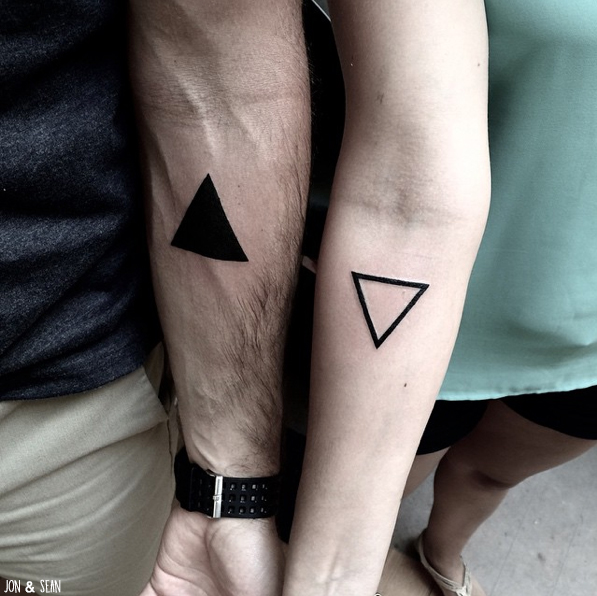 tatouages minimalistes