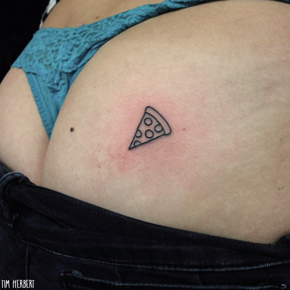 tatouages minimalistes