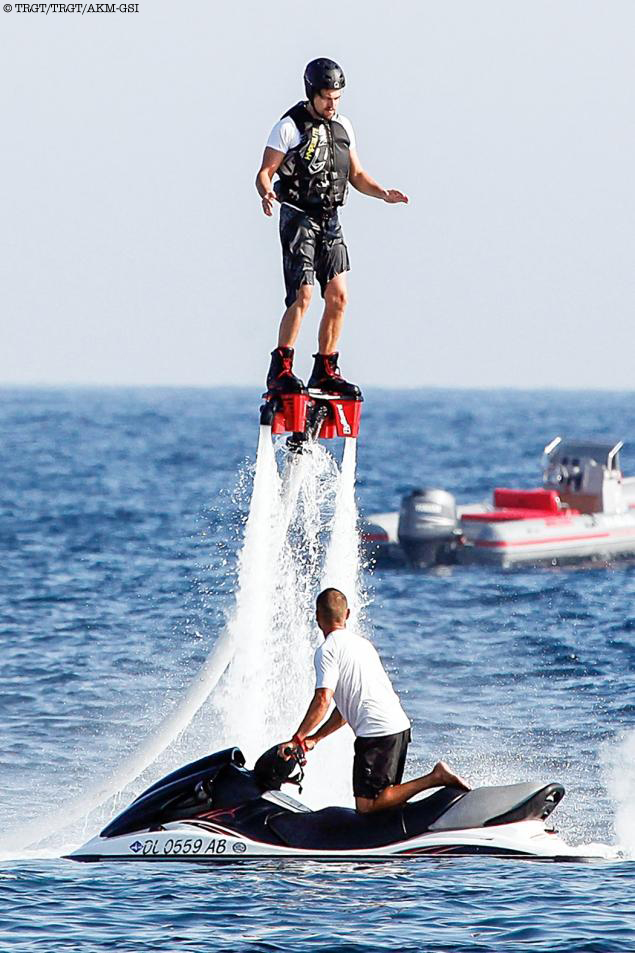 LEONARDO DICAPRIO S’ECLATE EN FLYBOARD !