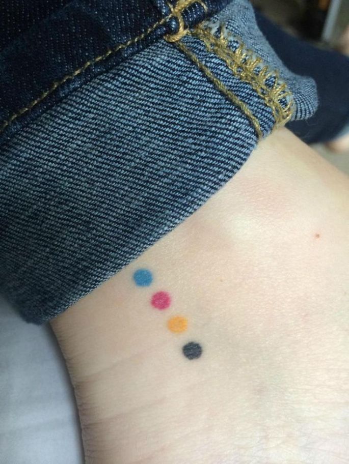 tatouages minimalistes