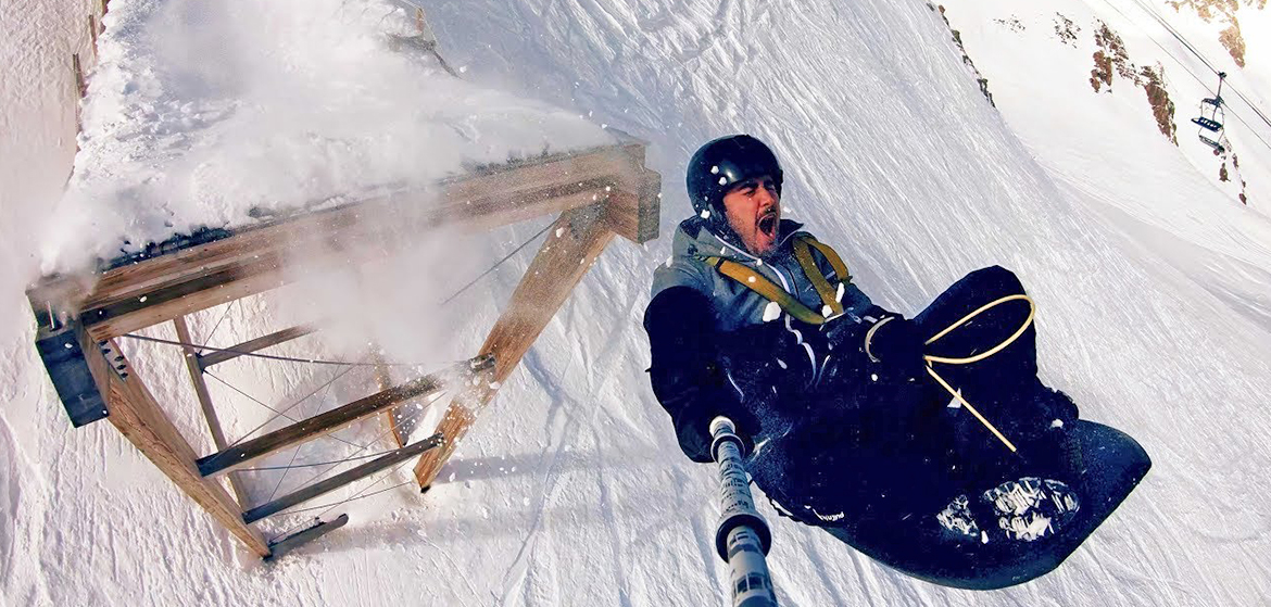 Du ski et du saut à l'élastique, découvrez le ski ramp bungee jumping