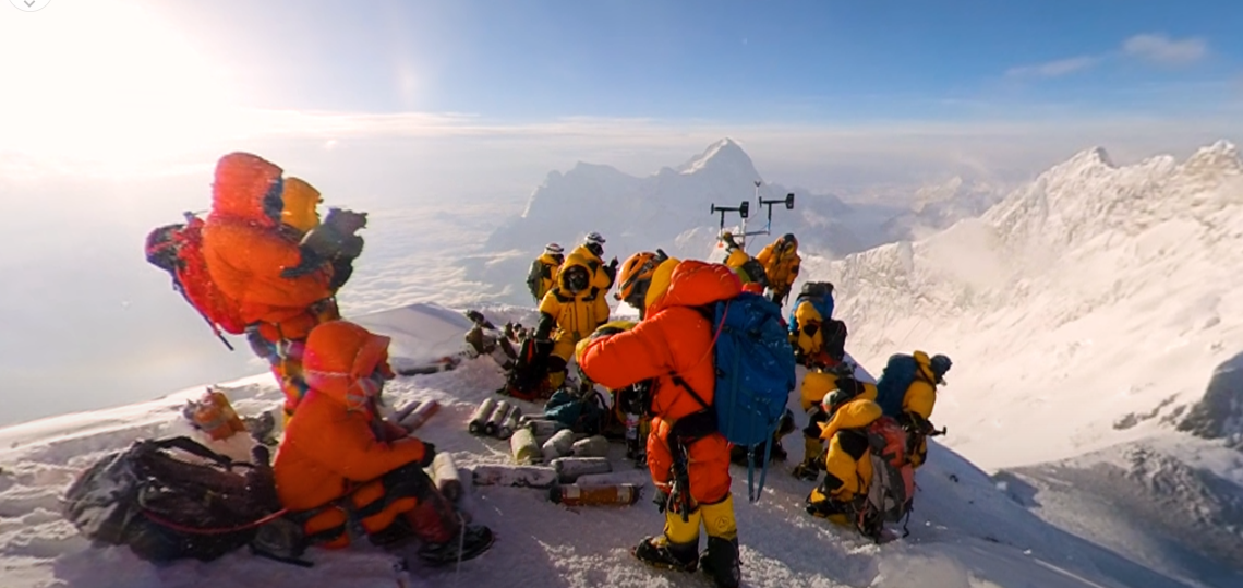 À 360° au sommet de l’Everest