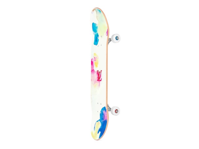 La planche de skate à 1800 euros de Louis Vuitton