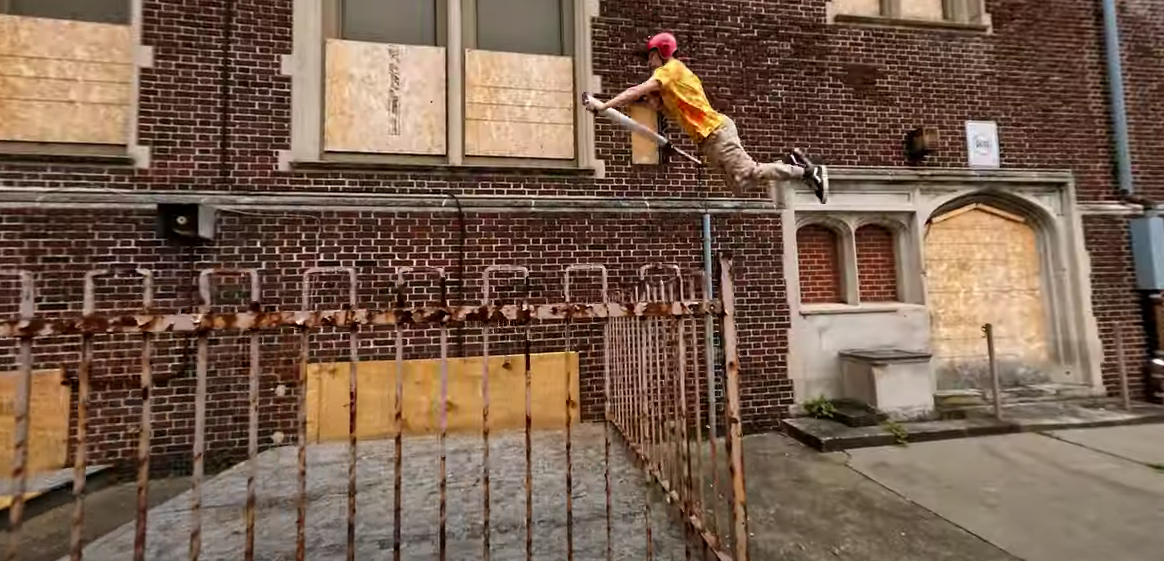 Vidéo Quand le pogo stick se la joue freestyle de haut niveau