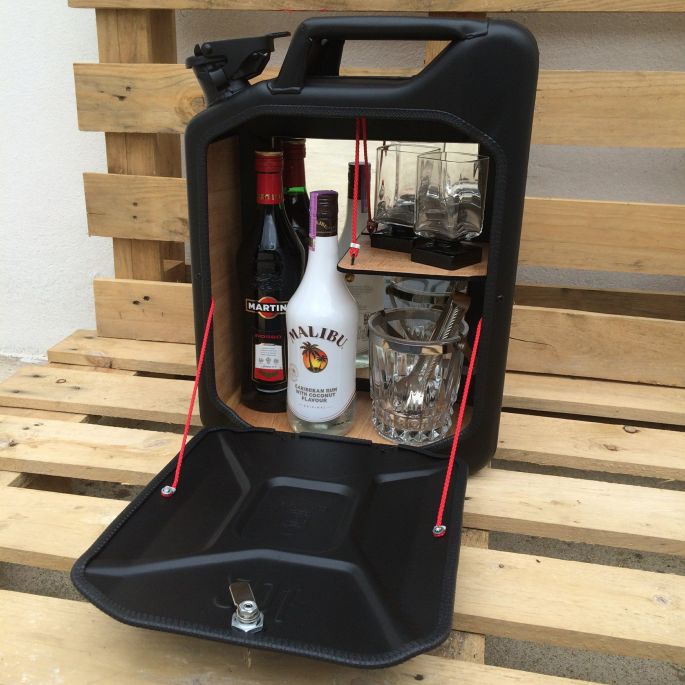 Jerrycan minibar