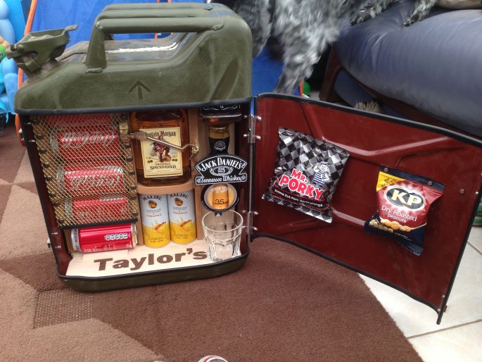 Jerrycan minibar