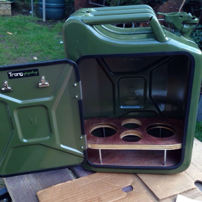 Jerrycan minibar