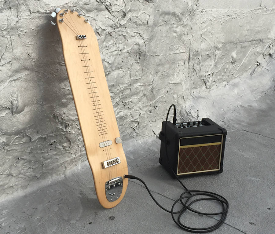 lap skate guitar