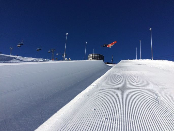 Bienvenue à LAAX, le plus grand snowpark du monde