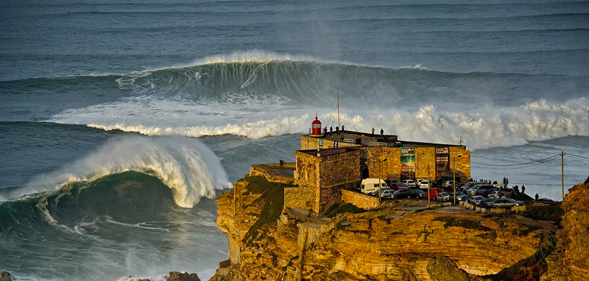 Nazaré revivez les plus grosses vagues des 5 dernières années