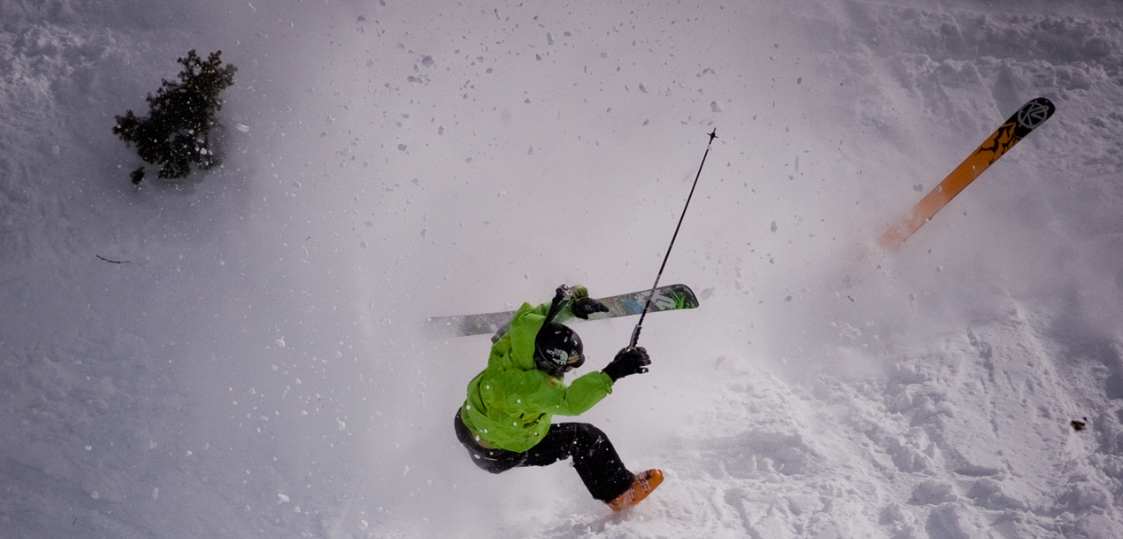 Sept minutes de compilation de chutes en ski